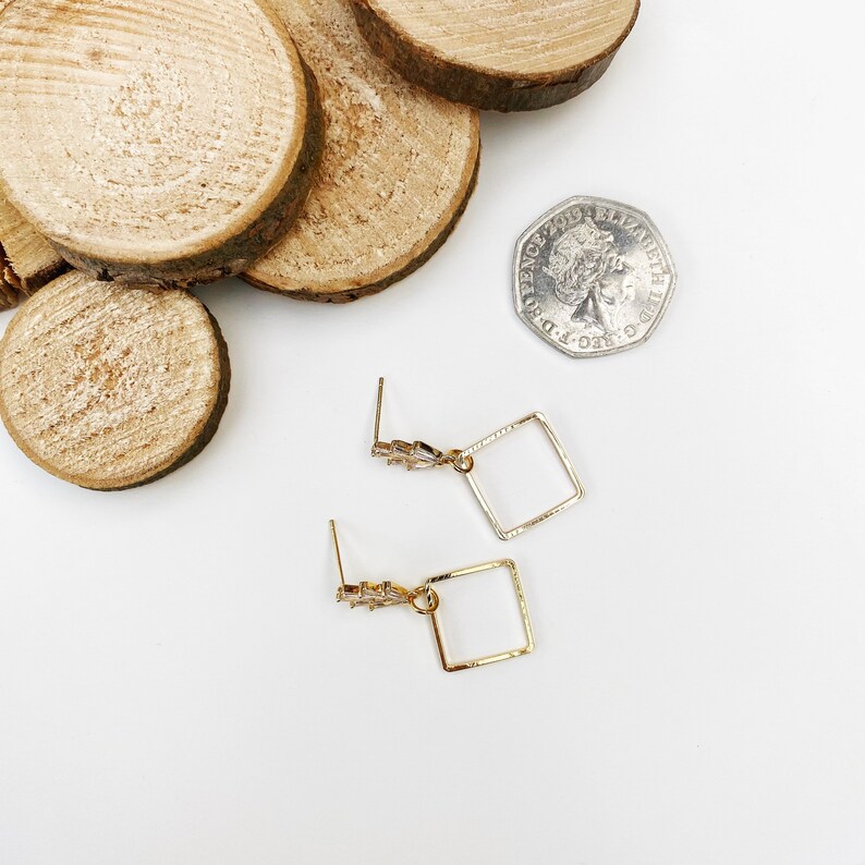 Frosty Square Studs