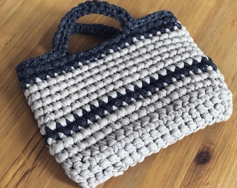 Pochette au crochet pour tablette / Sac