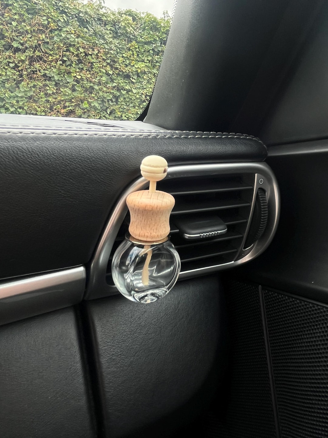Car Air Freshener Diffuser - Glass and Wood Bottle - Grasse Fragrance ...