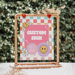 Letrero de fiesta con cara sonriente a cuadros editable, cumpleaños retro elegante, emoji, plantilla de letrero editable para cumpleaños de niña de cualquier edad