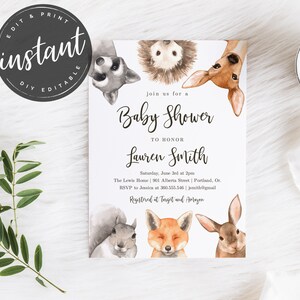 K&ouml;nnte beinhalten: Eine Babyparty-Einladung mit Wald-Thema. Die Einladung zeigt eine Aquarell-Illustration eines Waschb&auml;ren, Igels, Rehs, Eichh&ouml;rnchens, Fuchses und Kaninchens. Der Text auf der Einladung lautet: "Schlie&szlig;en Sie sich uns zu einer Babyparty zu Ehren von Lauren Smith an. Samstag, 3. Juni um 14:00 Uhr. The Lewis Home | 901 Alberta Street | Portland, OR. RSVP an Jessica unter 360.555.546 | jsmith@gmail. Registriert bei Target und Amazon."