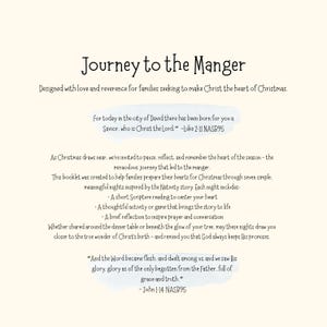 Może przedstawiać: Kremowa broszura zatytułowana "Journey to the Manger" z tekstem o historii Bożego Narodzenia. Broszura zawiera cytaty z Ew. Łukasza 2:11 i Ew. Jana 1:14 i jest przeznaczona dla rodzin obchodzących Boże Narodzenie.