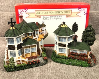 Liberty Falls Collection/the Americana Collection/village House