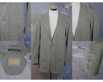 1990s German Vintage Three-Button Single-Breasted Wool Jacket European Retro Menswear Size 46 USUK Light Blue Blazer