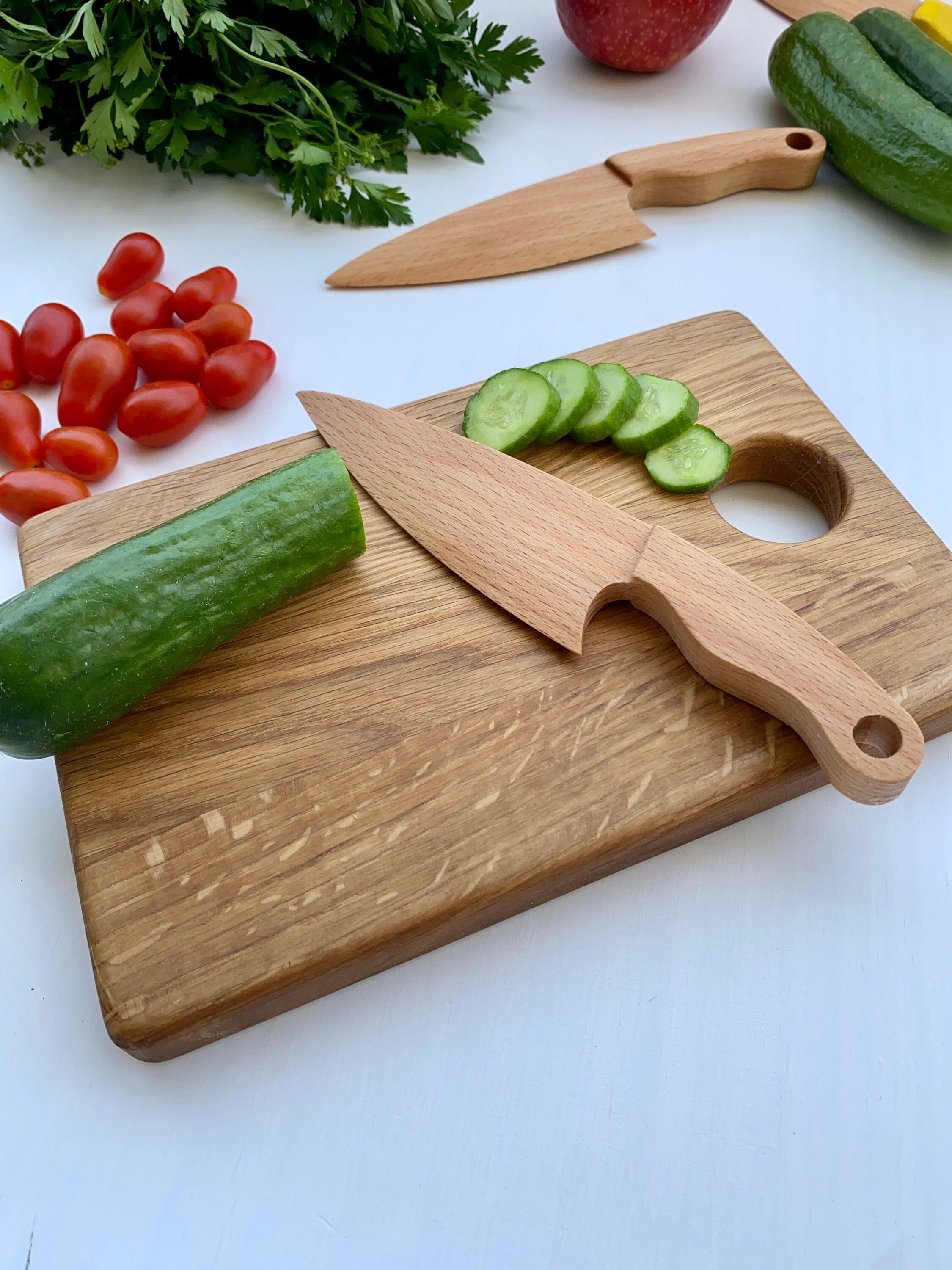  Safe Wooden Cutting Set for Kids Personalized Montessori Knife Cutting  Board for Toddler Children Utensils Wooden Cutter Christmas Gift (Red) :  Handmade Products