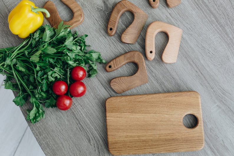 Small Wooden Cutting Board for Kids Oak Wood, Children's Montessori Utensil, Gift for Toddler image 3