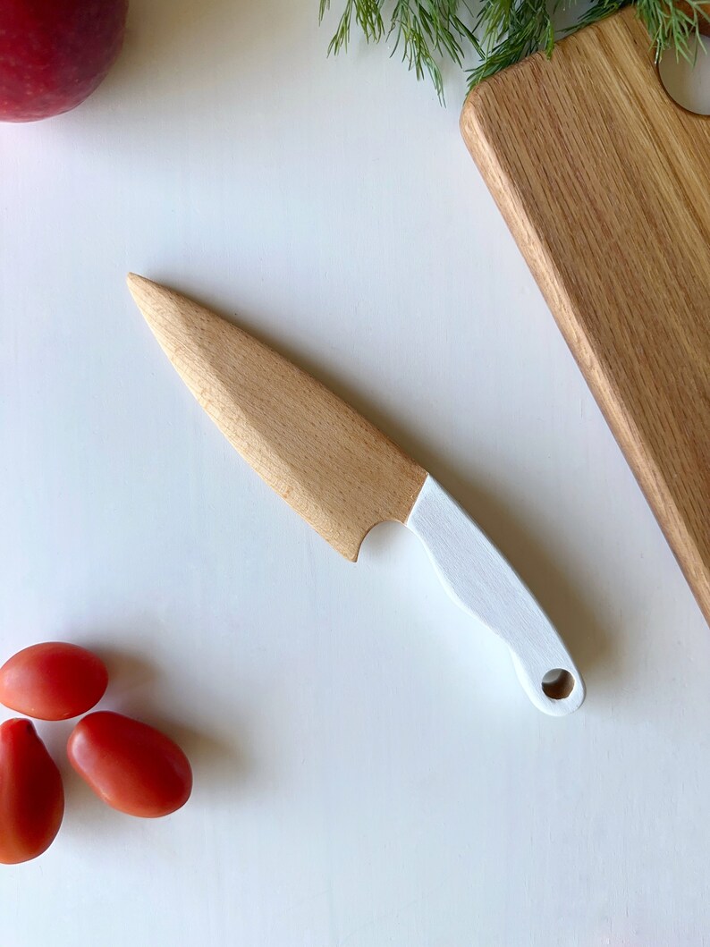 Safe Wooden Knife for Kids, Children's Utensil Montessori Knife, Toddler Butter Knife Vegetable and Fruit Cutter White