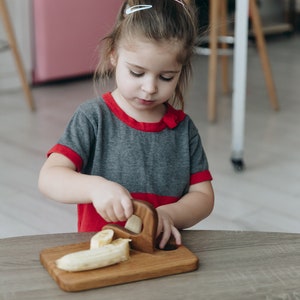 Small Wooden Cutting Board for Kids Oak Wood, Children's Montessori Utensil, Gift for Toddler image 4