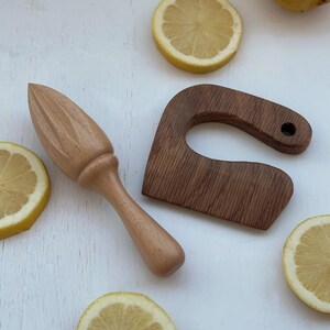 Montessori Toddler Knife, Safe Wooden Knife for Kids, Lemon Squeezer, Kids Utensil, Educational Toys, Set of 2