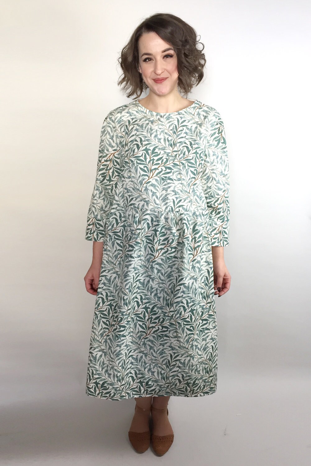 Handmade Strawberry Thief 3/4 Sleeve William Morris Midi Handmade Strawberry Thief 3/4 Sleeve William Morris Midi