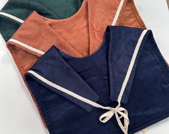 Matroos sjaalkraag: corduroy gelaagde sjaal in nautische stijl marinegroen roestbruin