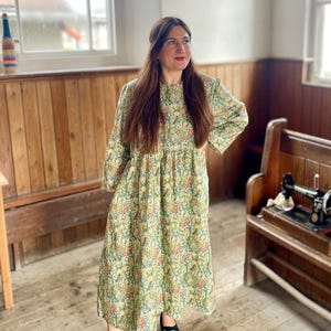 Ladies William Morris Golden Lily smock dress mini or midi cotton with pockets
