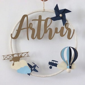 Decorazione da parete - corona - aereo - nuvola - mongolfiera - regalo nascita - personalizzato - nome - ragazzo