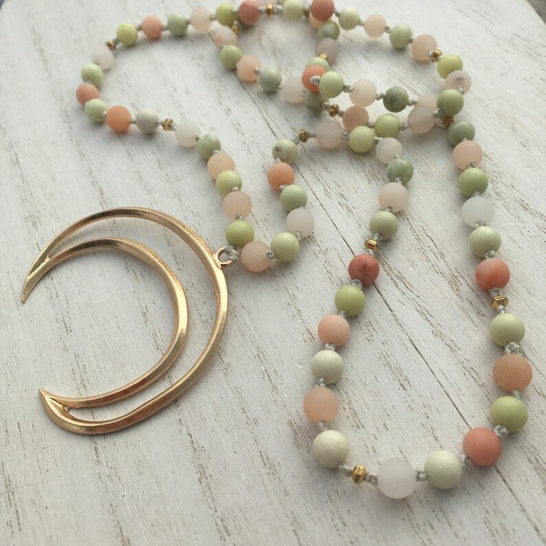pink aventurine Australian butter jasper /& gold crescent moon knotted necklace