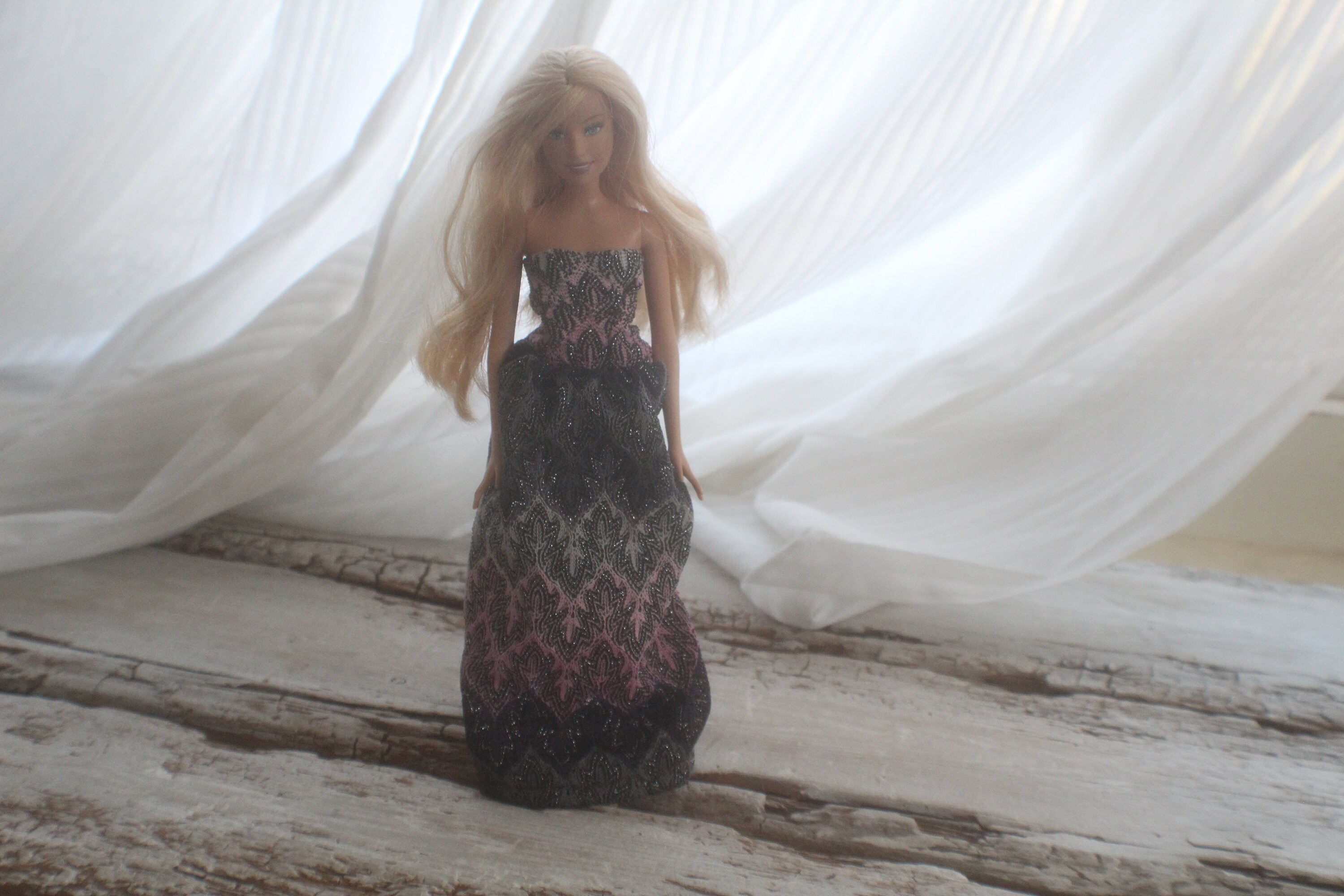 vetement barbie femme