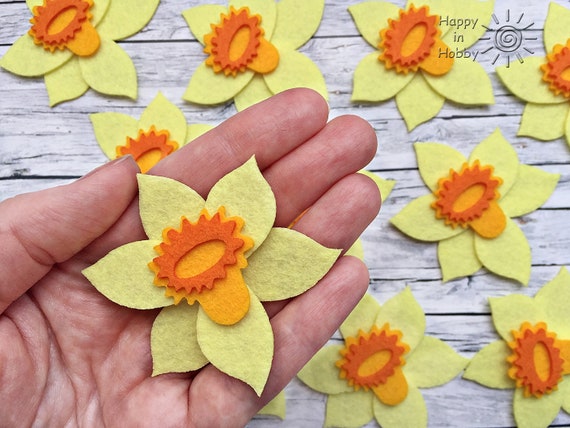 12 Daffodil Die Cut Embellishments Topper Decoration Scrapbooking Spring Flower