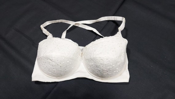 Details about Vtg 1960s NEW NOS Do-All White Cotton Magic Pleat Contoured Cups Bra 38C Retro Details about Vtg 1960s NEW NOS Do-All White Cotton Magic Pleat Contoured Cups Bra 38C Retro