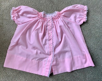 Vintage jaren 1960 baby meisje smocked jurk grootte 6-12 maanden / vintage smocking bloemen borduurwerk
