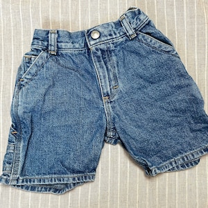 Vintage 1990s Oshkosh B’Gosh toddler denim shorts size 18-24 mos