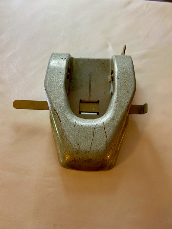 Vintage 2 Hole Punch Mutual Punch No 50 Worcester, MA Industrial Homeschool  Vintage Schoolhouse Vintage Office Equipment 