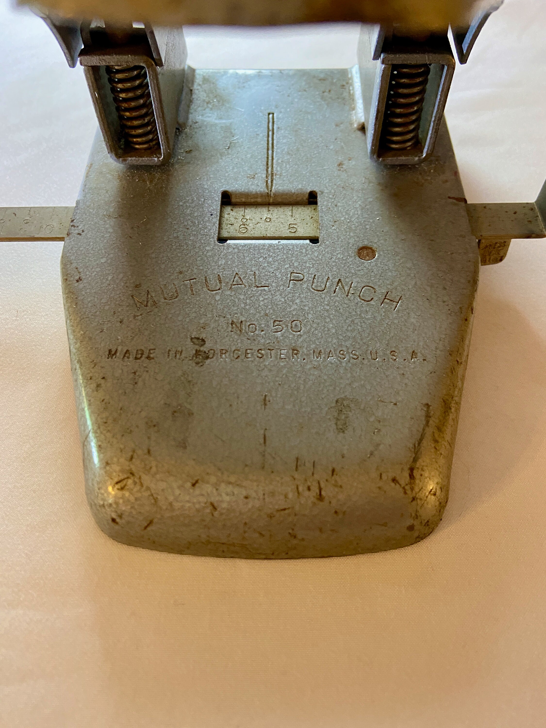 Vintage 2 Hole Punch Mutual Punch No 50 Worcester, MA Industrial Homeschool  Vintage Schoolhouse Vintage Office Equipment 