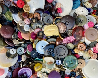 Vintage Button Confetti - Large Bag with 2 Cups of Buttons - Wide Variety of Button Colors Shapes Sizes Materials - Vintage Crafts - Sewing