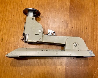 Vintage Swingline No. 13 Stapler – Heavy Duty Industrial, Retro Office