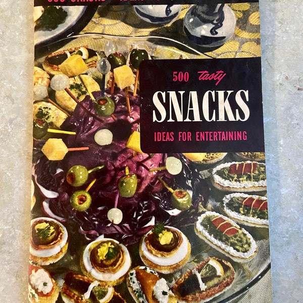 Vintage Cookbook - 500 Tasty Snacks - Culinary Arts Institute - Iconic American Foods - Softcover Cookbook - Recipes - Vintage Recipe - Cook