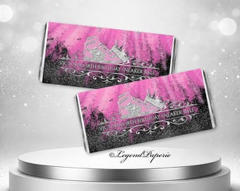 Szablon różowo-srebrnego opakowania na cukierki w kształcie piłki tenisowej (edytowalny Corjl)