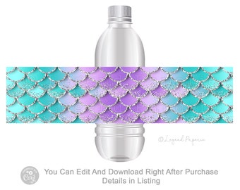 Op de afbeelding: Printbare waterfleslabel met een zeemeermin-schubbenpatroon in tinten van turquoise, paars en zilveren glitter. De tekst "You Can Edit And Download Right After Purchase Details in Listing" staat onderaan het label.