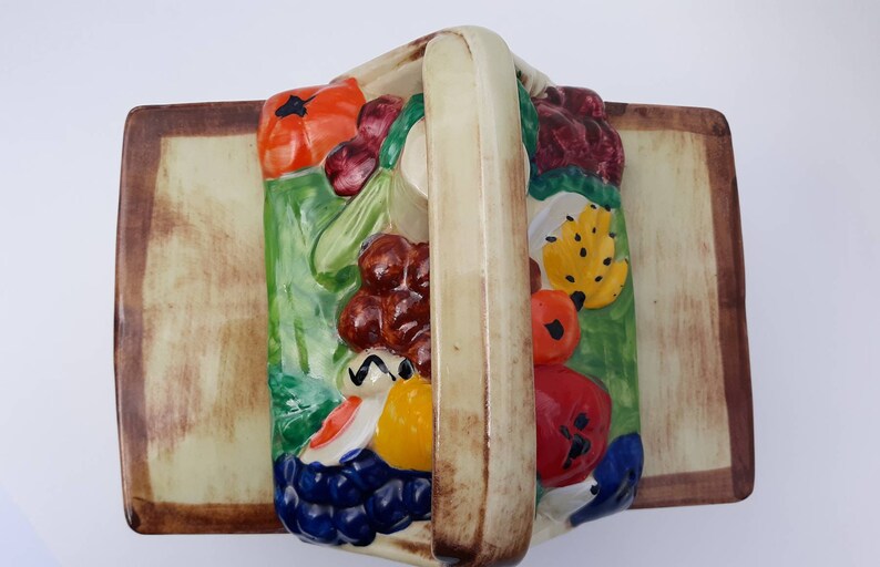 Picnic Basket Mccoy Cookie Jar Vintage With Fruits Adorable Unique