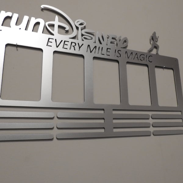 run Disney Style Medal Hanger w/ 4x6 Picture Inlay