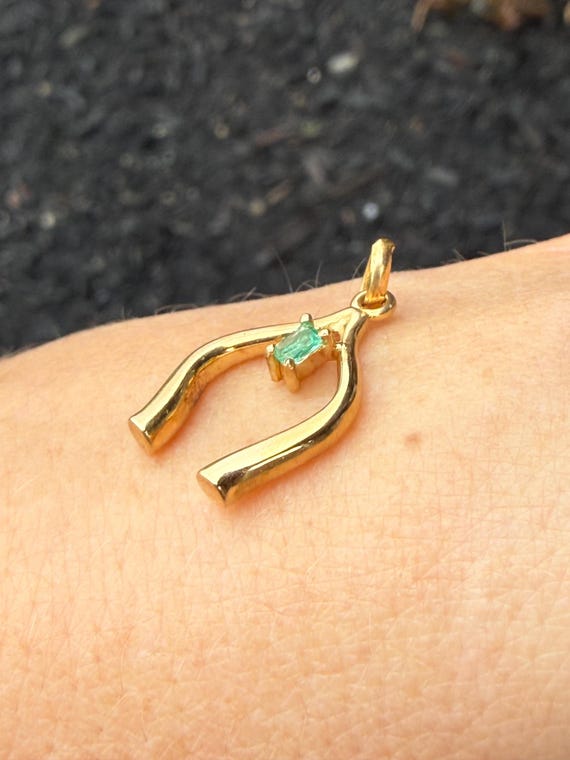 Wishbone Emerald Cut Emerald Solitaire Pendant Ch… - image 6