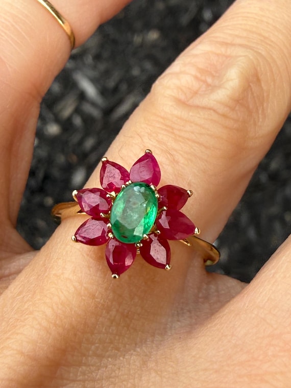 Natural Pear Ruby Oval Emerald Cluster Cocktail R… - image 13