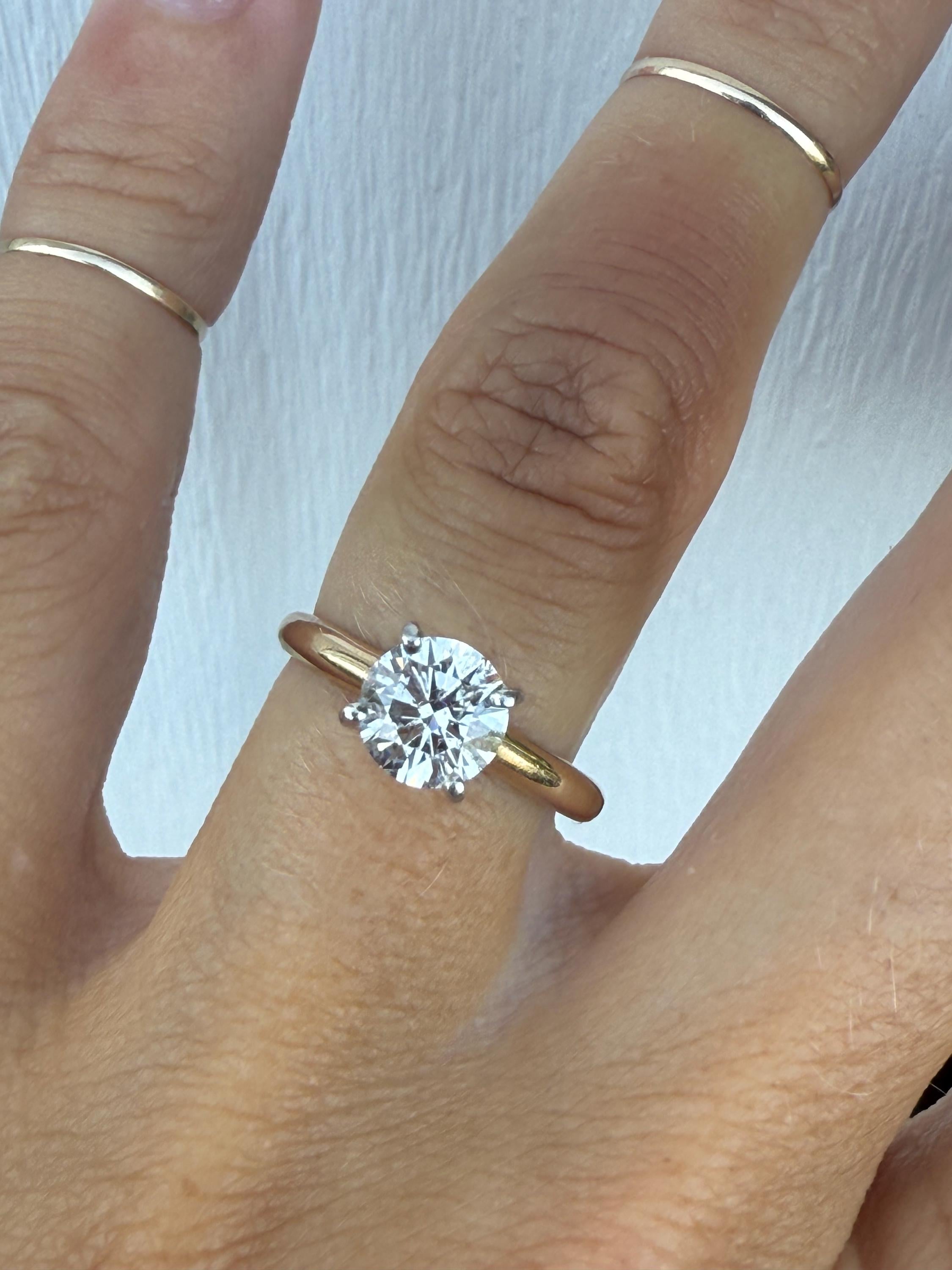 Natural 1.01ct Round Brilliant Cut Diamond Solitaire Engagement Ring 14k Yellow Gold