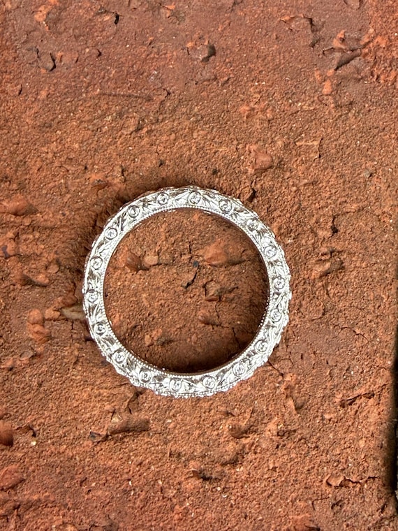 Ritani Solid Platinum Leaf Bezel Set Diamond Full… - image 14