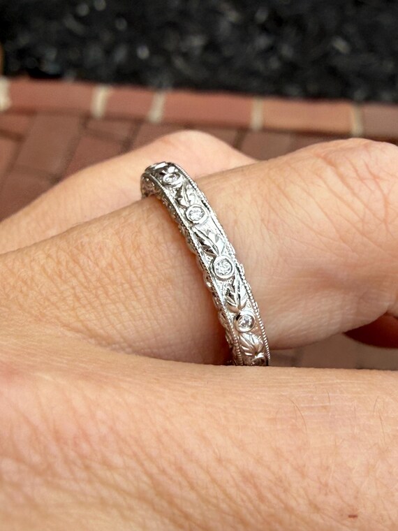 Ritani Solid Platinum Leaf Bezel Set Diamond Full… - image 6