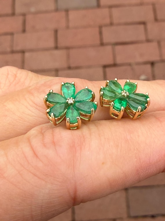 Pear Shape Green Emerald Cluster Round Diamond Fl… - image 9