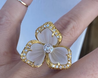 Stunning Carved Quartz Single Cut Diamond Flower Cocktail Ring 18k Yellow Gold Fine Quality