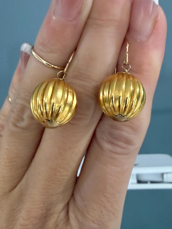 Ribbed Sphere Ball Circle Dangle Drop Shepherd Ho… - image 7