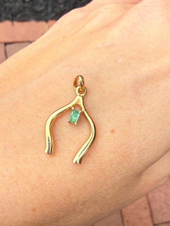 Wishbone Emerald Cut Emerald Solitaire Pendant Ch… - image 8