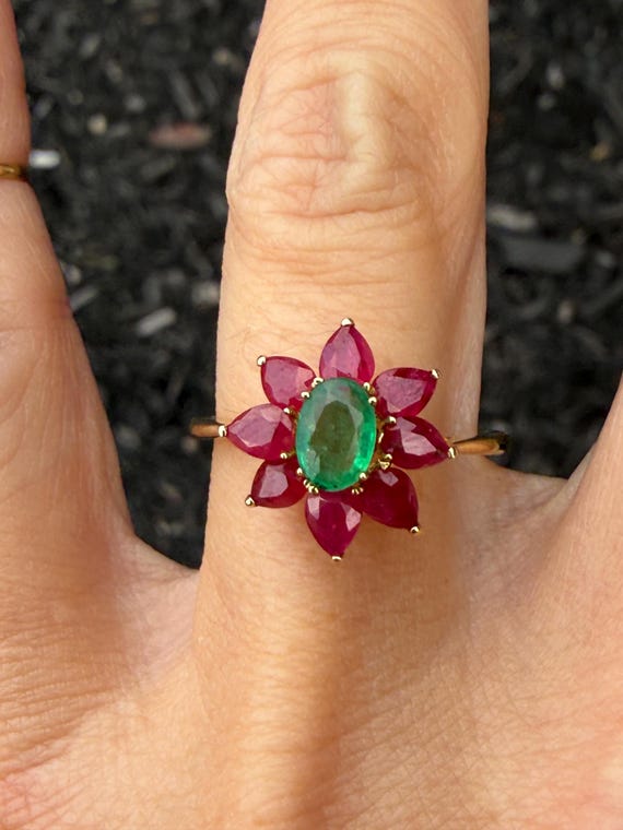 Natural Pear Ruby Oval Emerald Cluster Cocktail R… - image 11