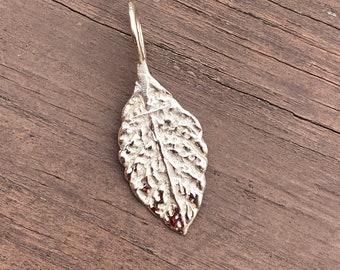 Vintage Leaf Pendant Charm 10k Yellow Gold