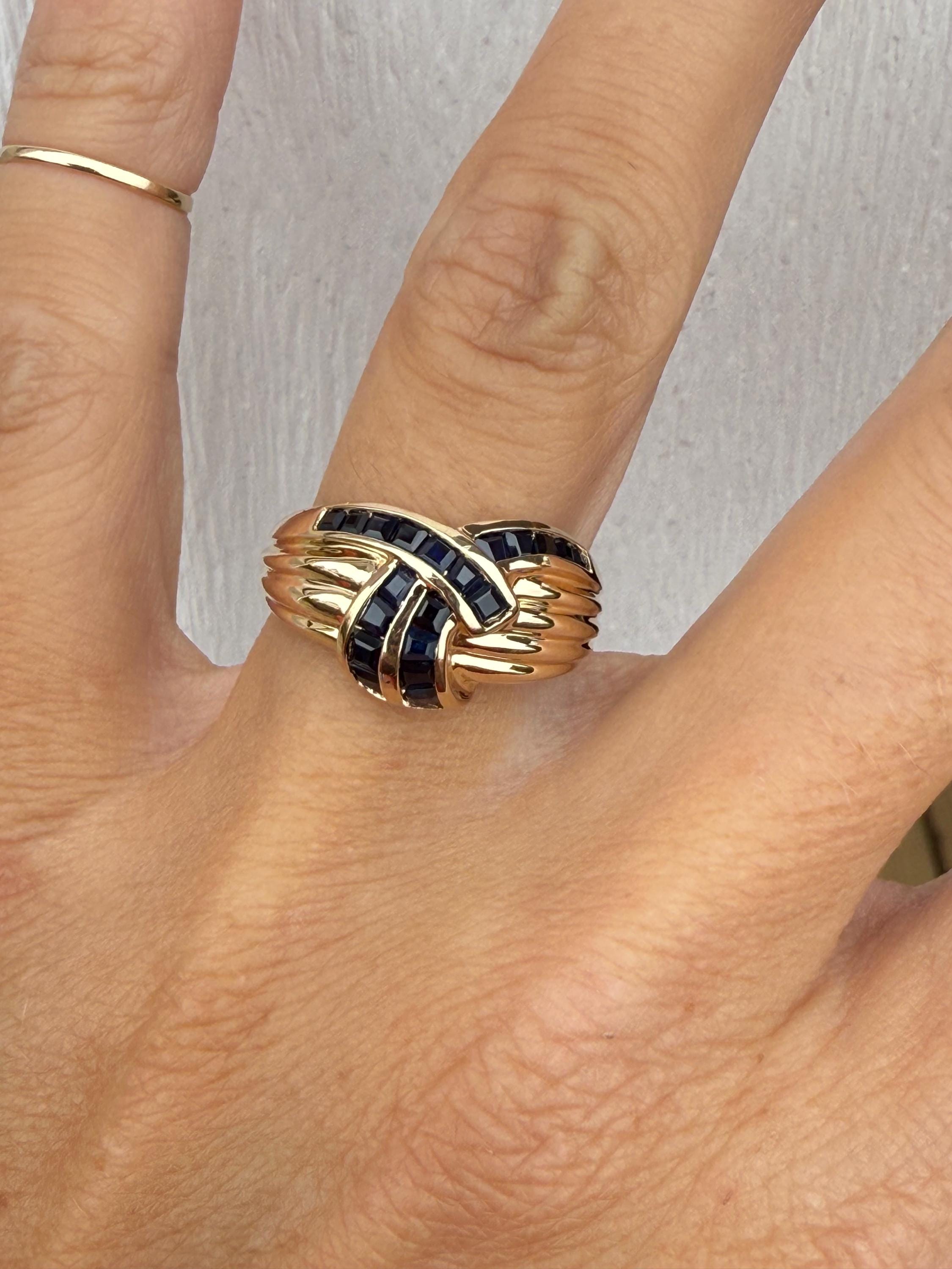 アクセサリー Blue 14k Yellow Gold Blue Sapphire Channel Set Wedding Band