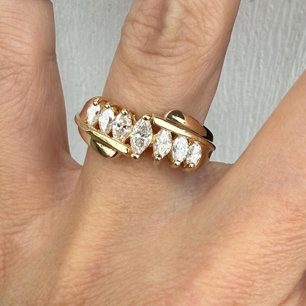 Anillo de compromiso vintage con diamantes naturales de talla marquesa de 3/4 ct en oro amarillo de 14 k