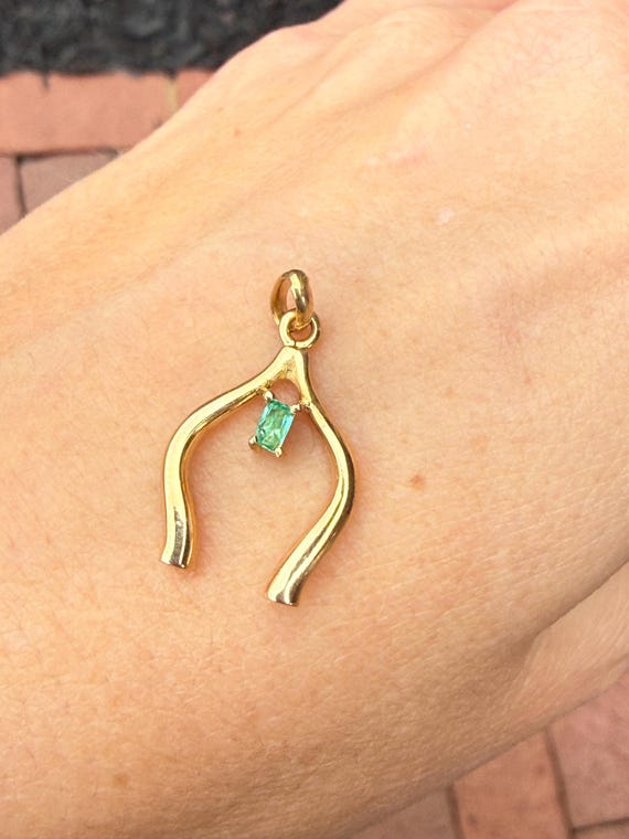 Wishbone Emerald Cut Emerald Solitaire Pendant Ch… - image 4