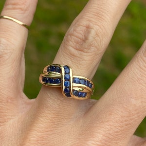 Round 1ct Blue Sapphire Round Channel Band Ring 14K Yellow Gold