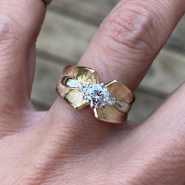 Vintage Natural Round Diamond Engagement Ring or Cocktail Ring 14k Yellow Gold and White Gold