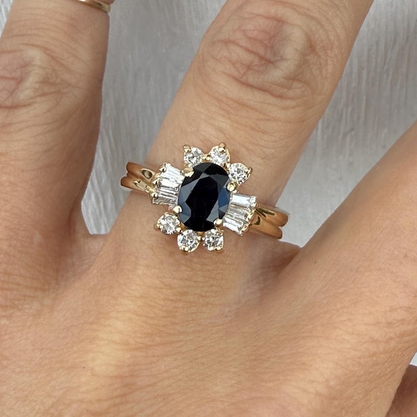 Vintage Oval Blue Sapphire Round Baguette Diamond Cocktail Ballerina Band Ring 14K Yellow Gold