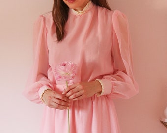 Vintage Pink Dress With Soft Yellow Details - Vintage Spring Dress - Vintage Easter Dress - Vintage Prairie Dress - Cottagecore